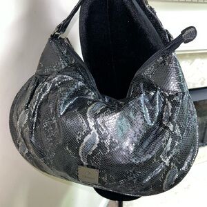 J. Renee Metallic Snakeskin Hobo Shoulder Bag – Black/Silver